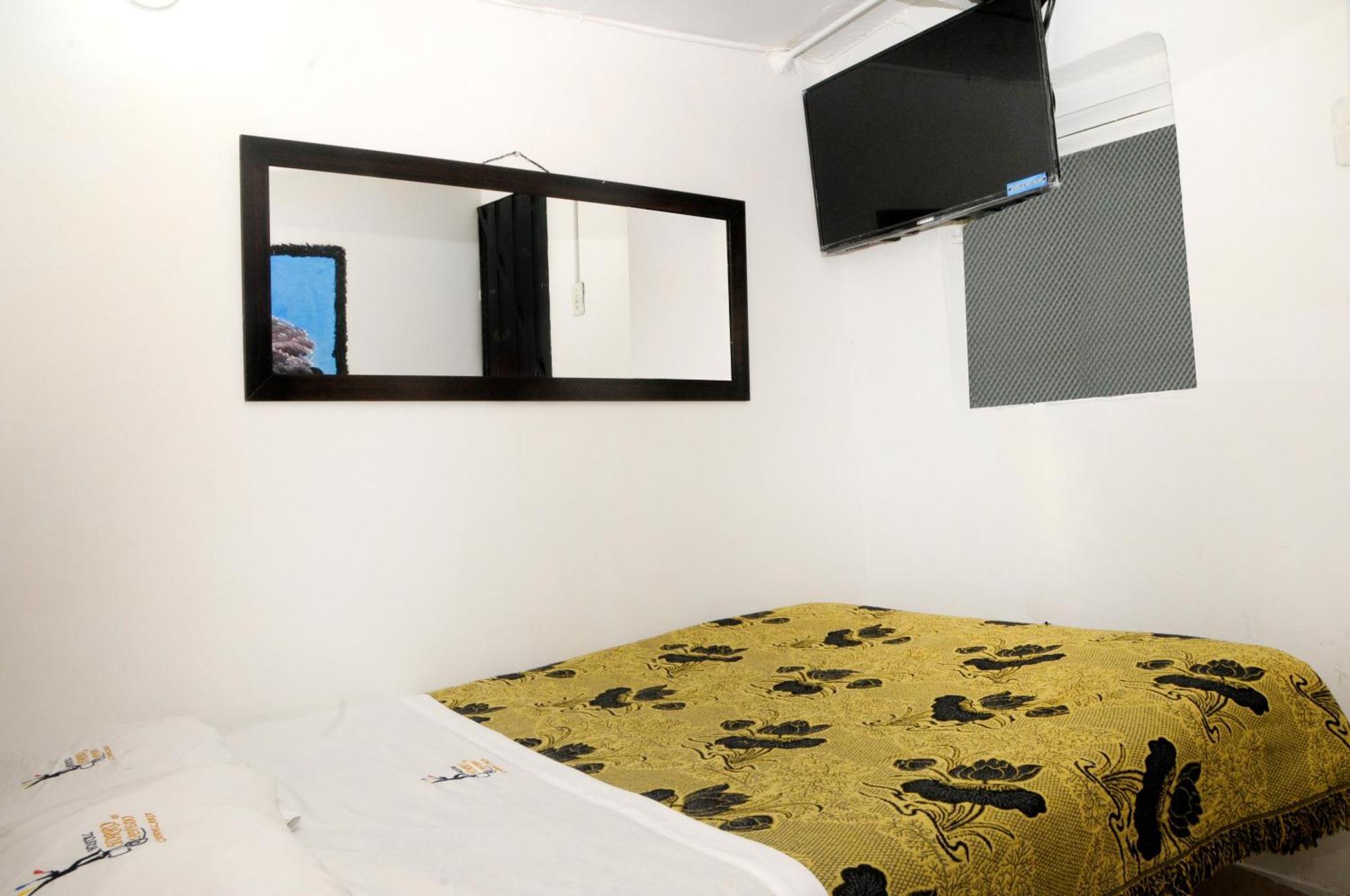 H C De Quevedo Hotell Bogotá Eksteriør bilde