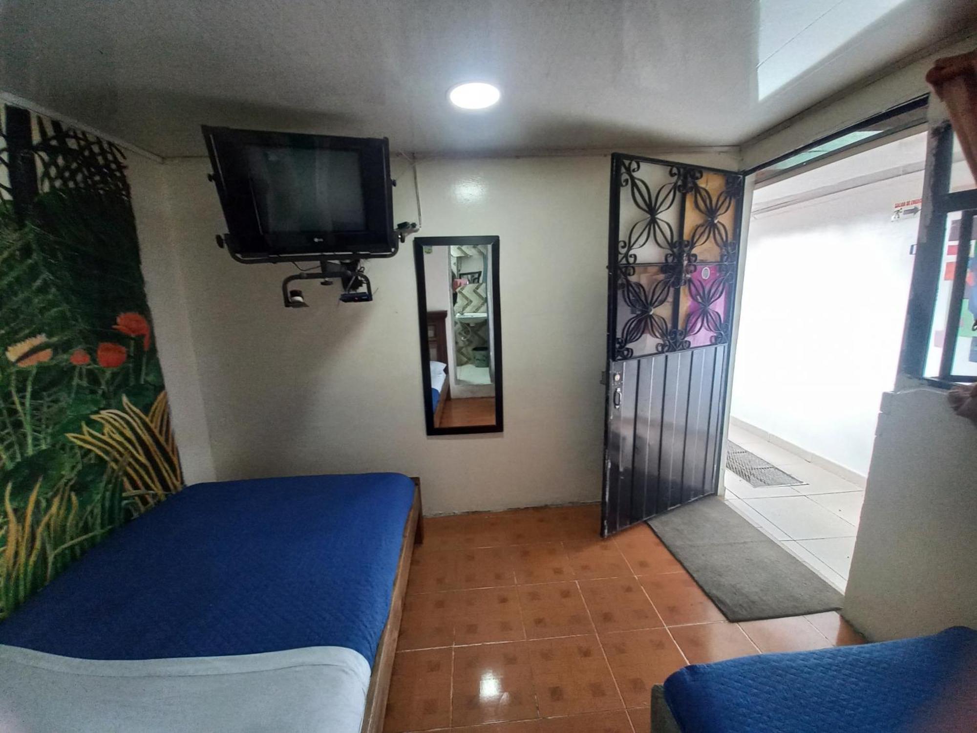 H C De Quevedo Hotell Bogotá Eksteriør bilde